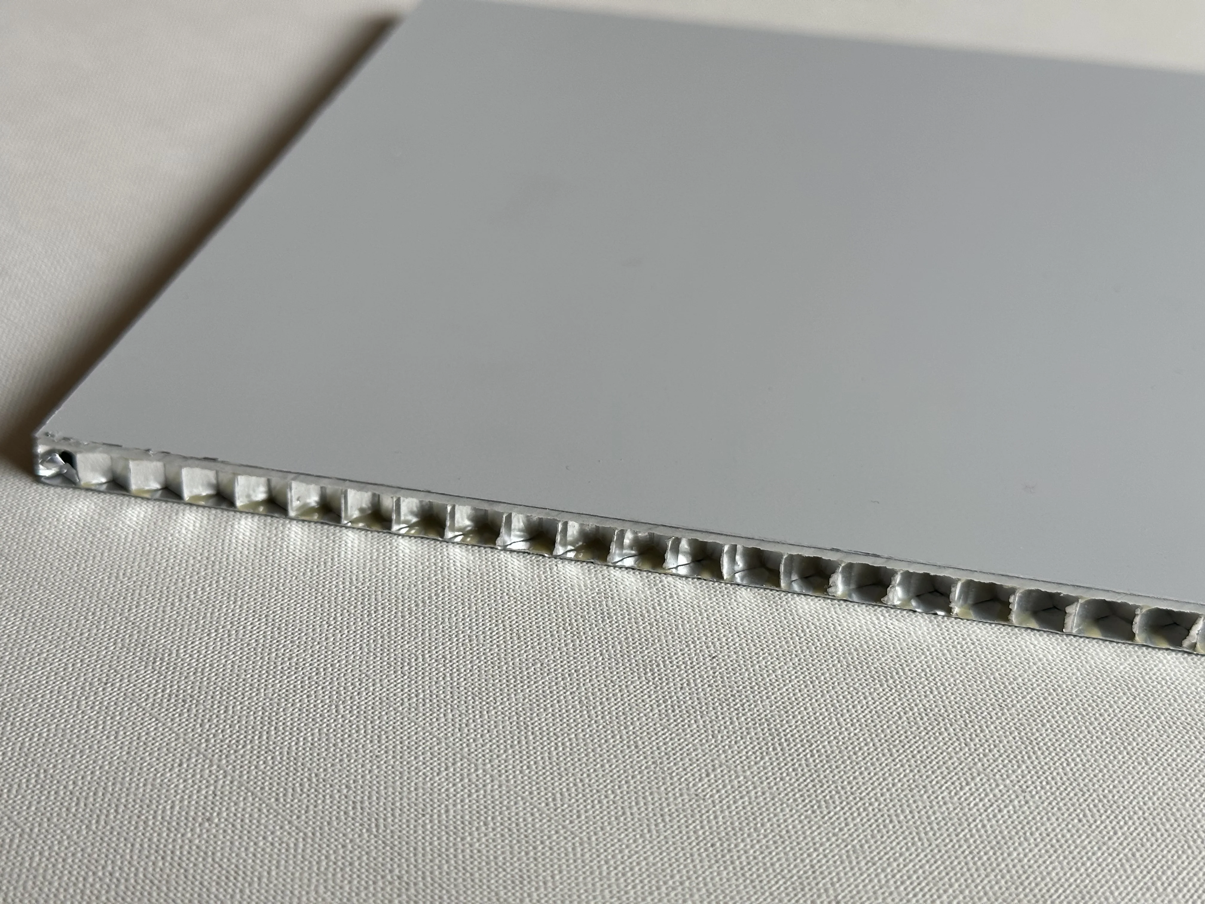 High Quality Aluminum Honeycomb Core Panel Fireproof Building Construction Materials