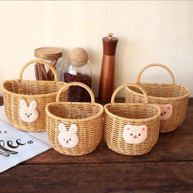 Ginger garlic storage basket Cartoon bear kitchen rattan woven basket hanging storage box