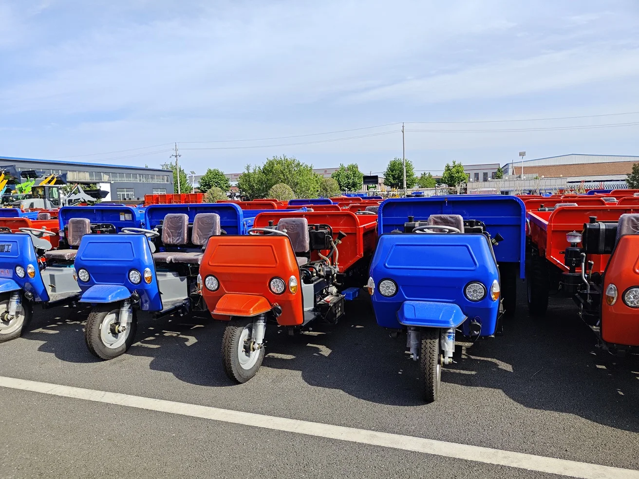 Three Wheel Mini Dumper Truck 4000kg Agricultural Tricycle Dumper Truck Wheel Dumper Truck For Mine