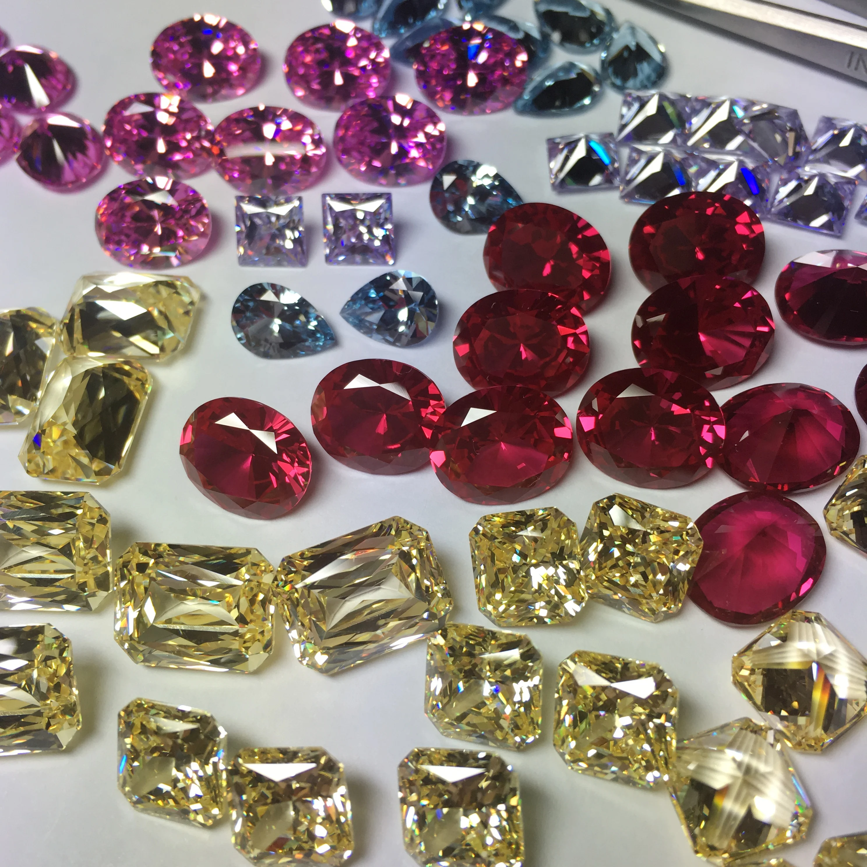 Wholesale gemstone round cut white cz loose gemstone cubic zirconia