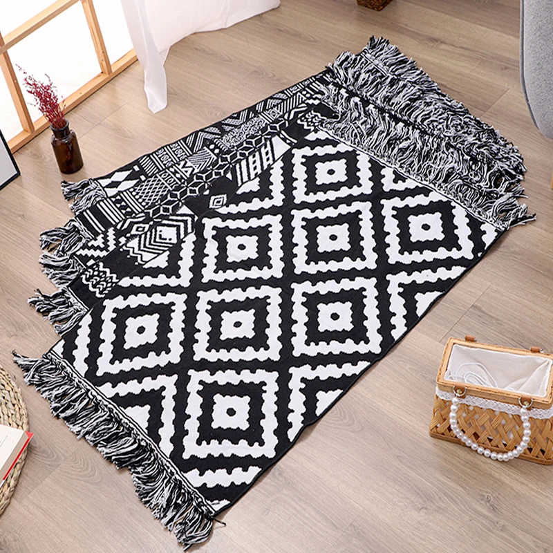 Bedroom carpet Black and White Checkered Floor Mat Tassel Woven