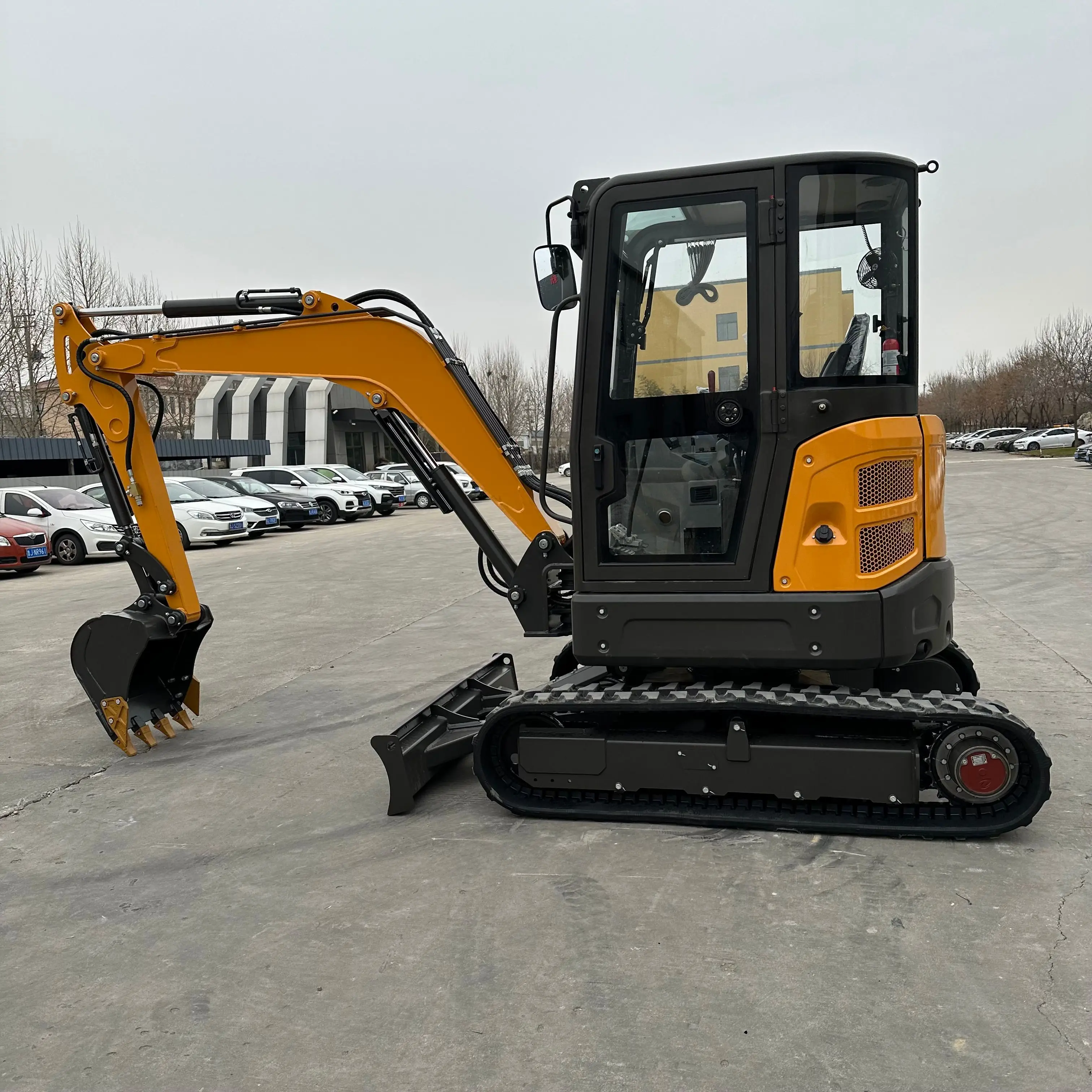 2 Ton 3 4 Crawler Excavator EPA & CE Multifunctional Mini Digger for Farm