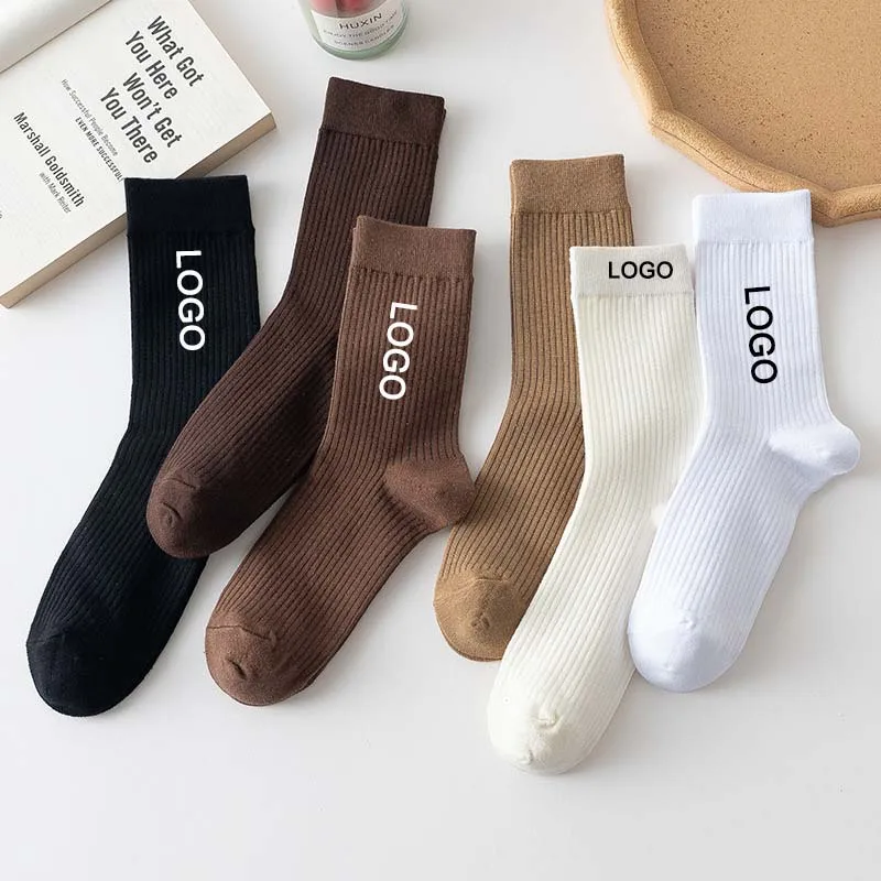 Wholesale high quality designer oem personalised plain knitted embroidery crew men embroidered logo custom socks