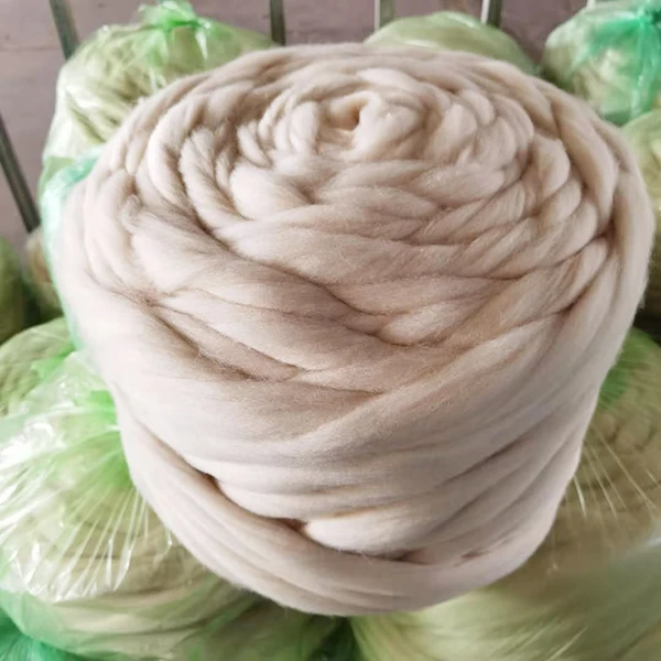High quality 100% White Australia Merino Wool Top for Spinning Wool Yarns Carbonized Wool
