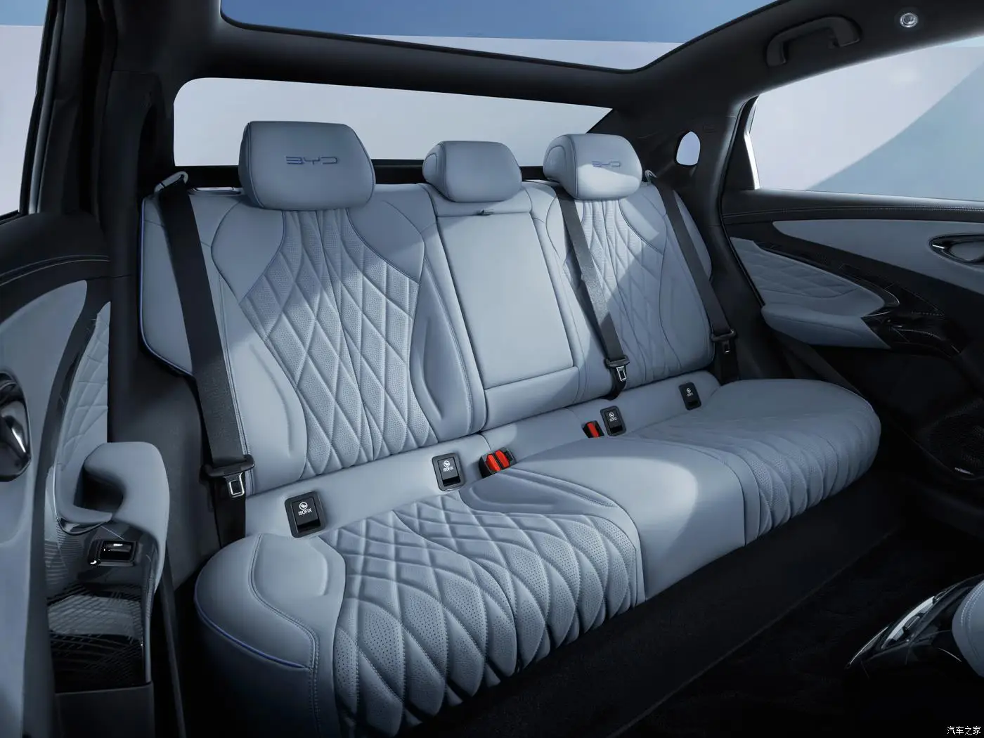 Byd Seal Sedan 235/45 R19 Jiangsu Electric Vehicle Used Cars For Sale In South Korea Ev Car Full Kit Sedan Jac En China