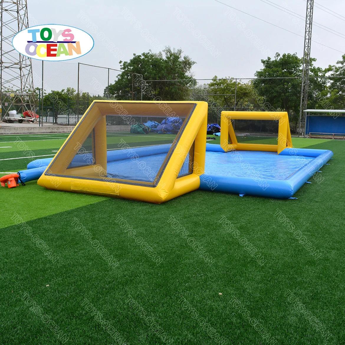 Hot Sale Custom Inflatable Sports Football Soccer Field and Soap Soccer Field