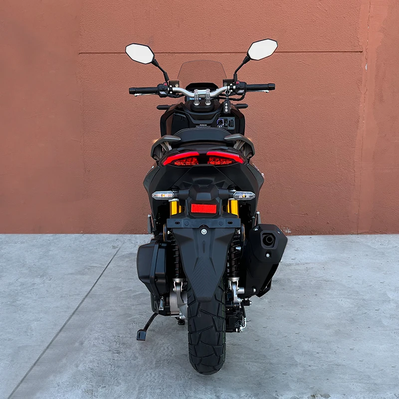 EPA-Certified ADV200 Loncin Water Cooled 1-Cylinder 4-Stroke EFI Motorcycle Max Speed 105kmh Powerful Lower Hanger Gas Scooter