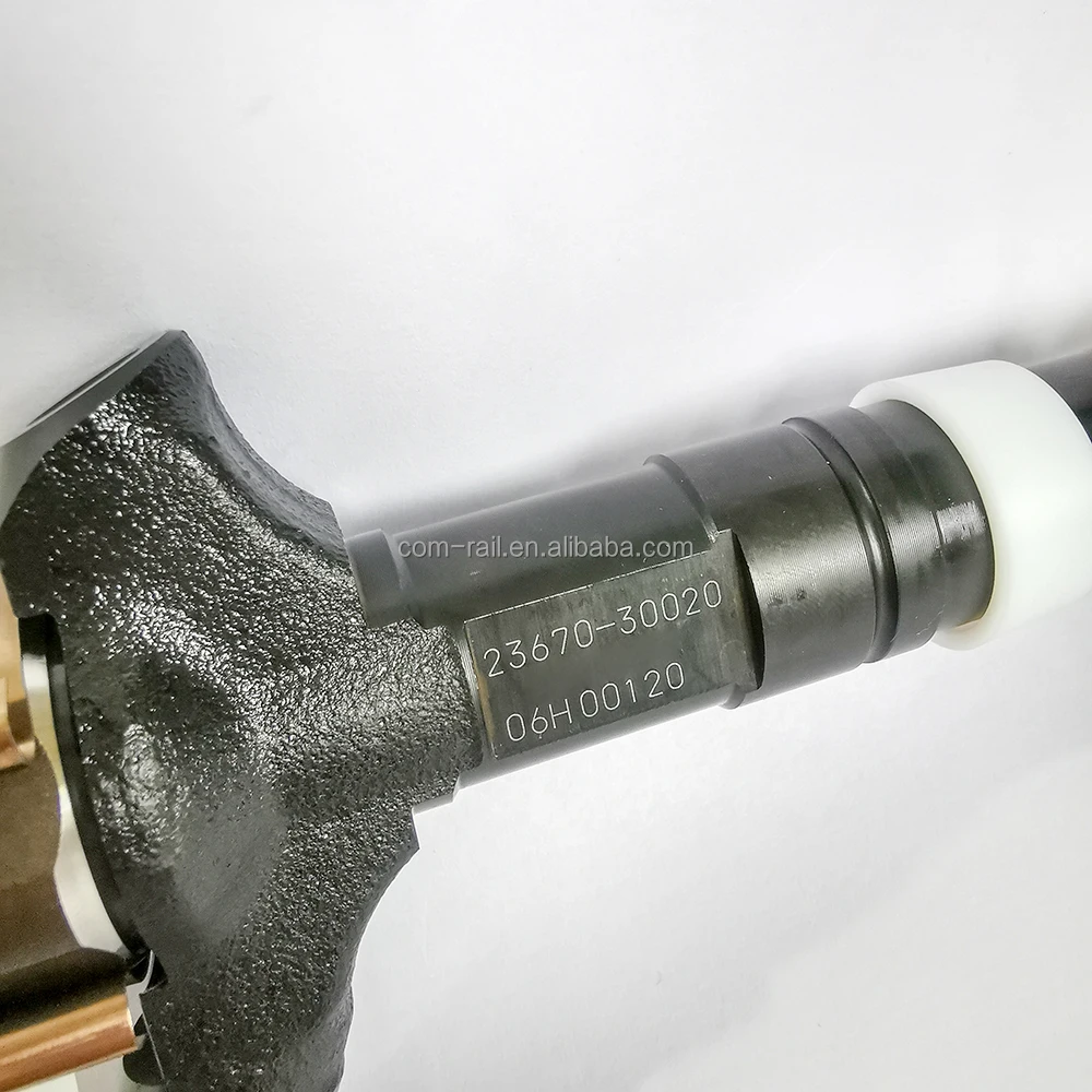 Genuine Diesel Injector 095000-0751 23670-30020 for 4 pin injector 2367030020