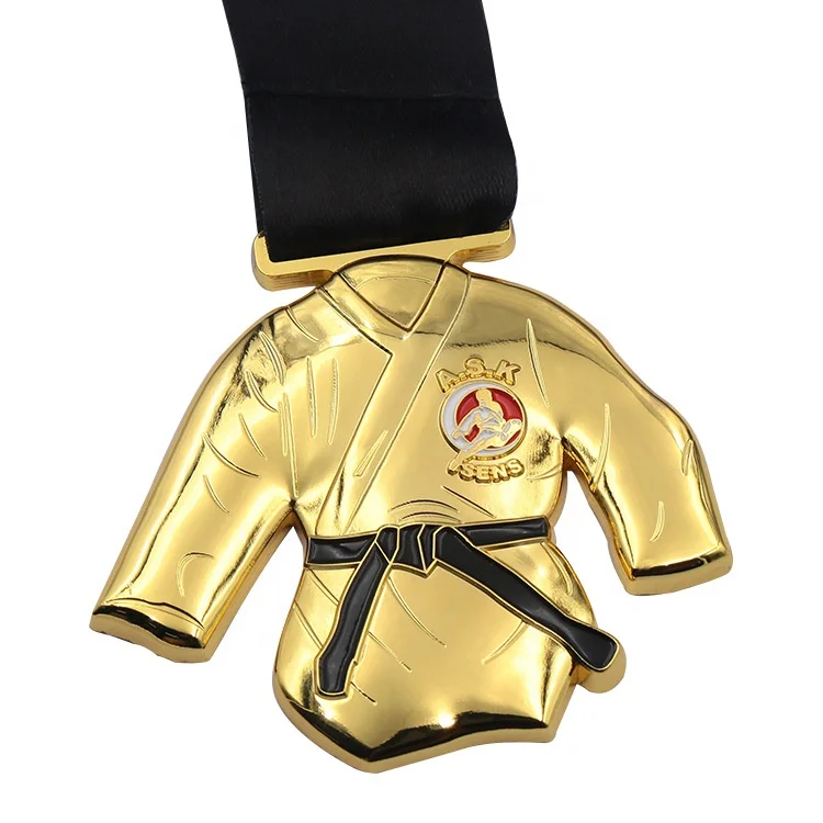 Creative 3D Metal Gift Trail Run Medal Taekwondo Clothes Figure Trophy Taekwondo Medal  Sport Triathlon Medallion Karate Medal