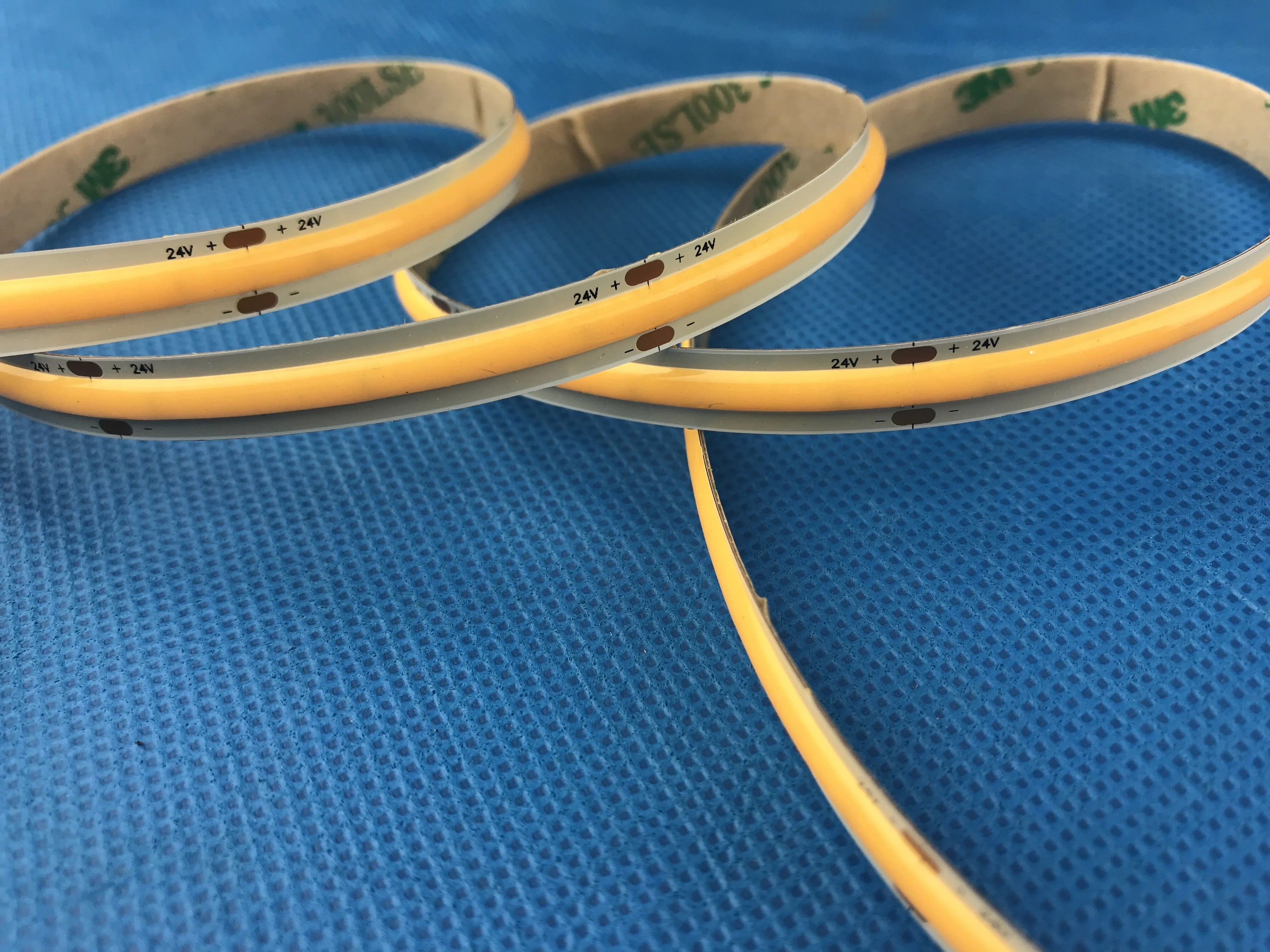 flexible COB LED Strips durable CRI90 CUL CE RoHS 14W/M  cutting small points Hot-selling Commercial COB Led No visible Led dots