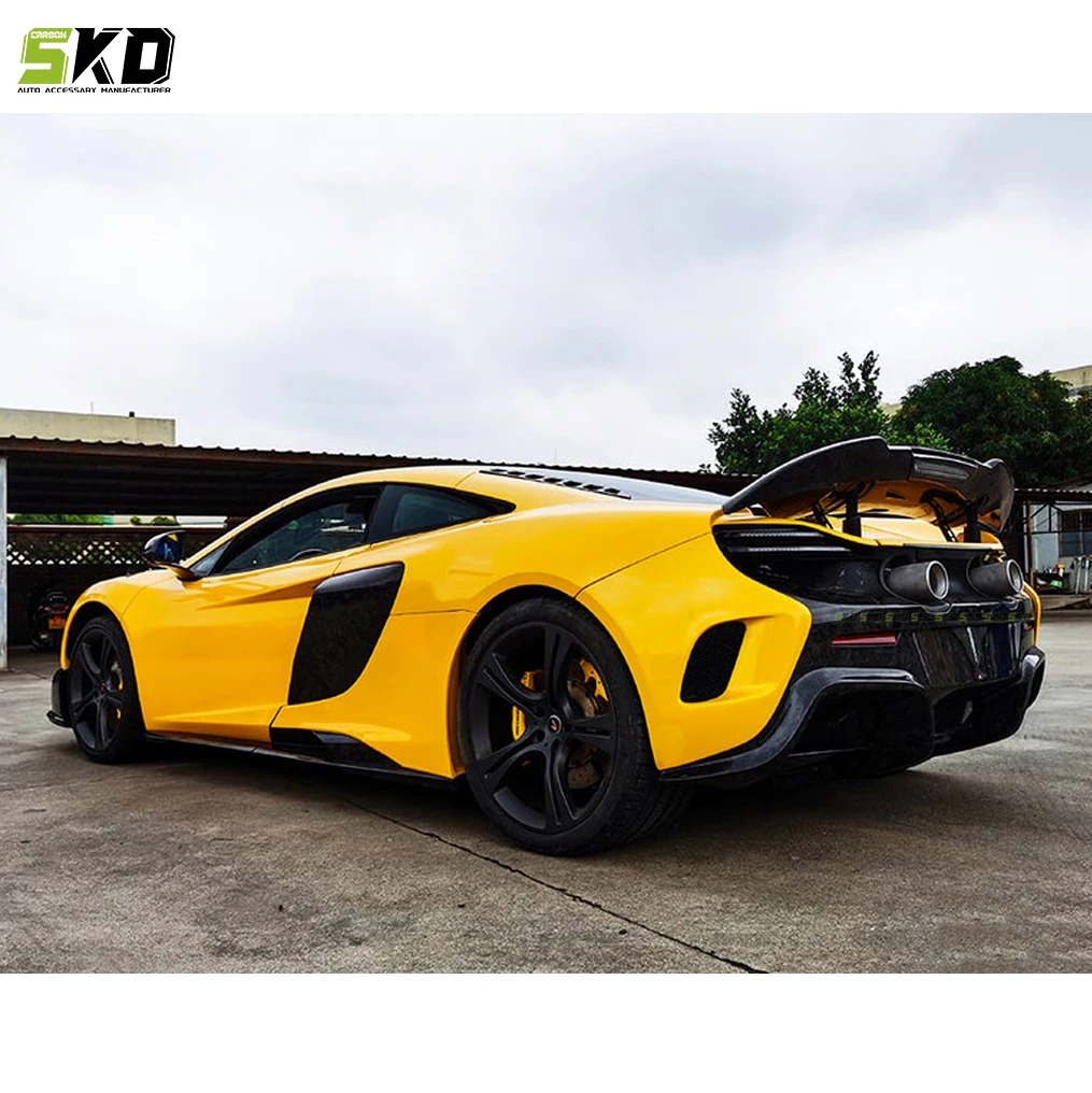 Carbon Fiber Body Kit for 2011 to 2014 Mclaren 12C 625 650 Dry Carbon 675LT Style Rear Bumper