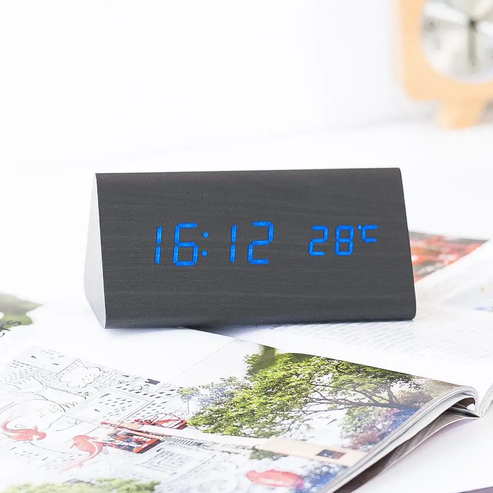 
Modern fashion green wooden home electronic alarm clock Creative LED voice alarm 