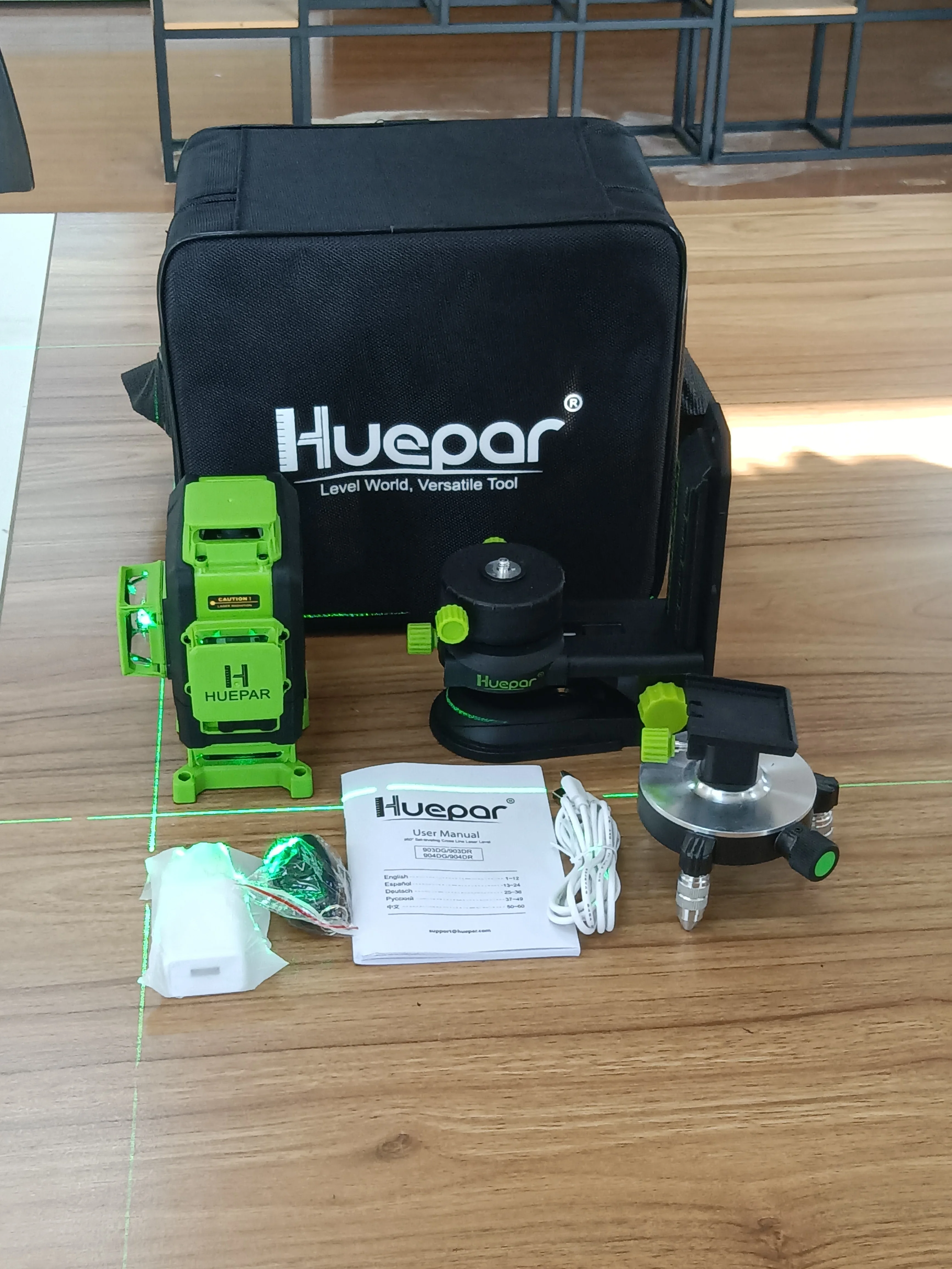 Huepar remote control 904DG For Tile,Green self-leveling 360 degree horizontal&vertical 16 multi lines 4D flooring laser level