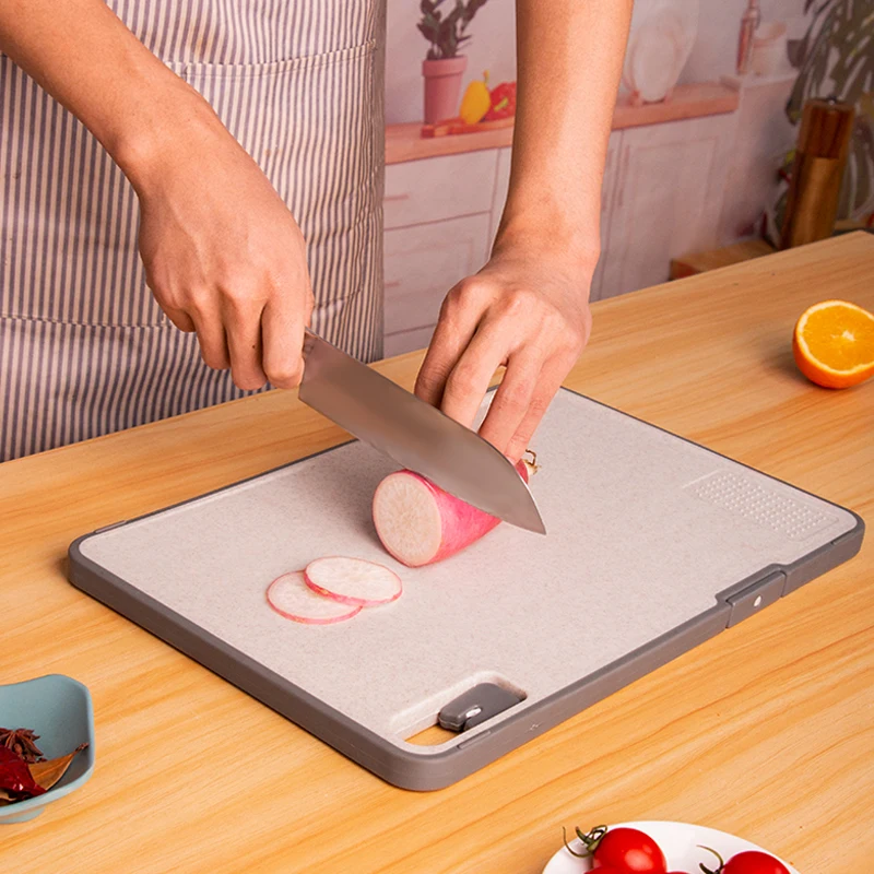 Double sided straw cutting board with knife sharpener garlic puree crushing plastic cutting board anti slip and anti overflow