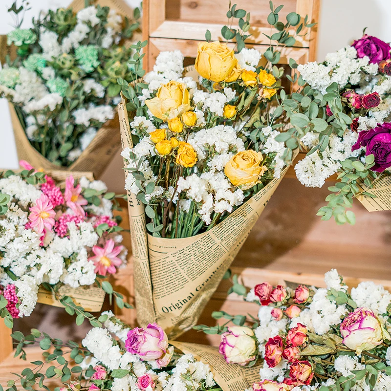 2022 amazon hot sell Festival gift flower bouquet handmade preserved flower bouquet dried rose flower bouquet wedding Decorative