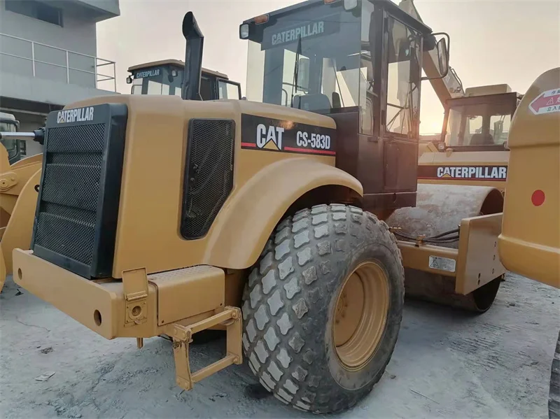 used road roller cat CS583 used Used Caterpillar compactor CS683 CS583 Vibration ROAD ROLLER Compactor caterpillar  for sale