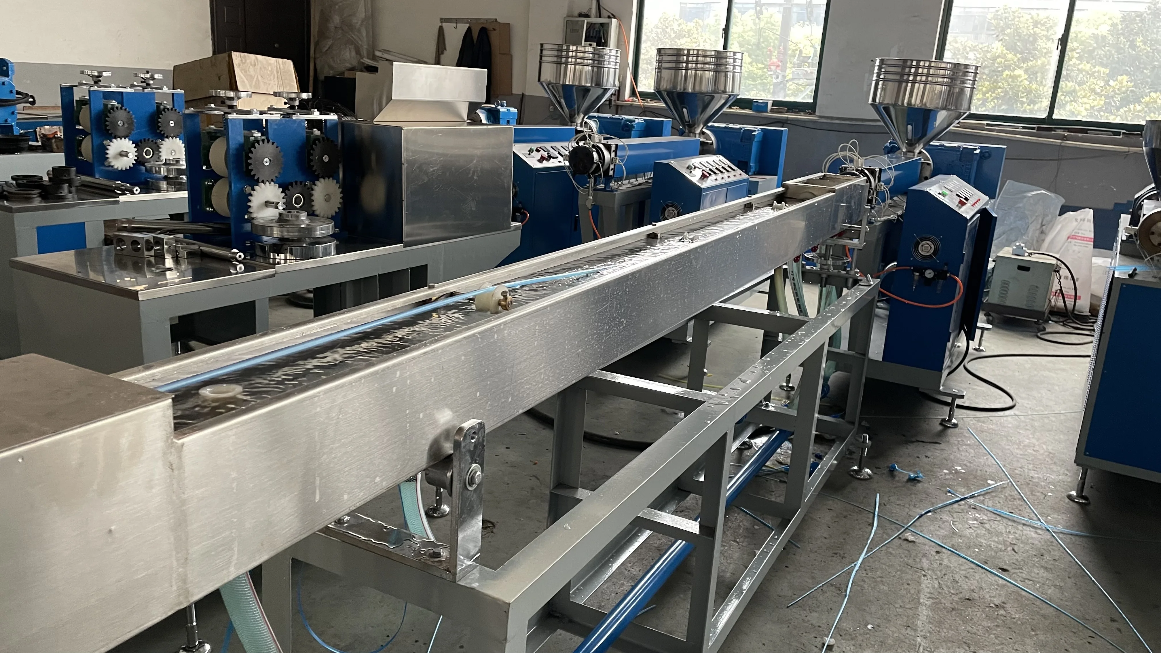 Машина для производства пластиковых питьевых трубок PP PE PLA