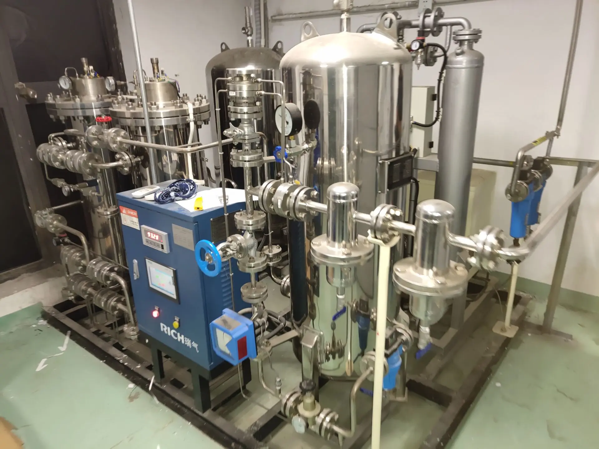 High Efficient Low Energy Consumption PSA Nitrogen Generator for Pharmaceutical Manufacturing
