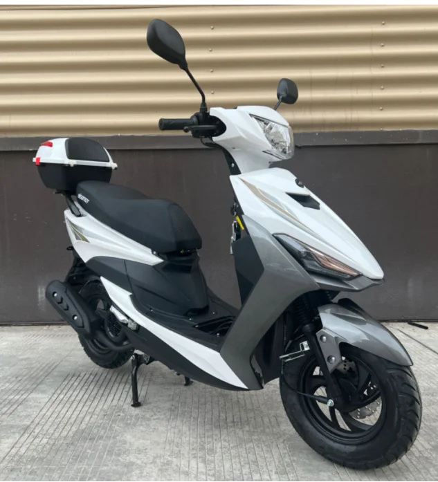 Hot Sale FS 50cc Moped Cheap Adult Usage Street Legal Gas Motor Scooter