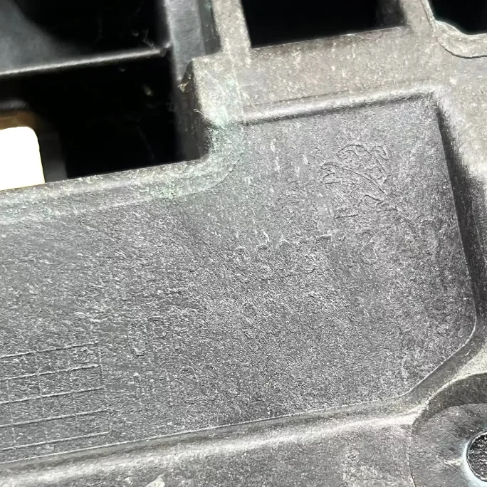 YL01659980 9823719180 9823718480 Radiator support Tank frame For Peugeot Citroen OPEL