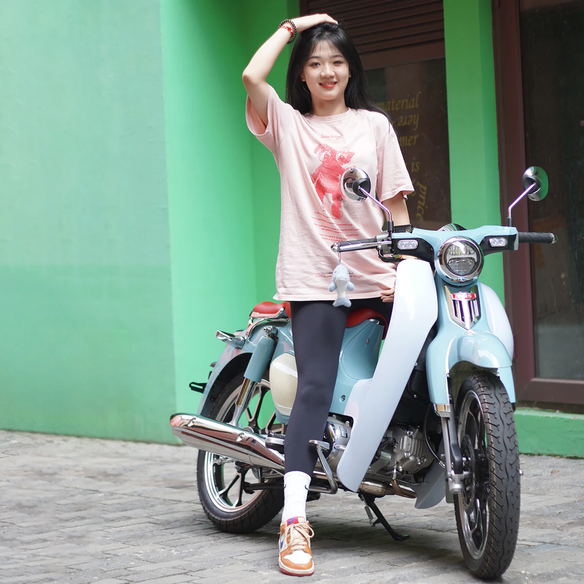 Factory Wholesale Lextra Customization 250cc 4 Stroke Cub Pro Electric Motorbikes Chinese Moto Manufacture