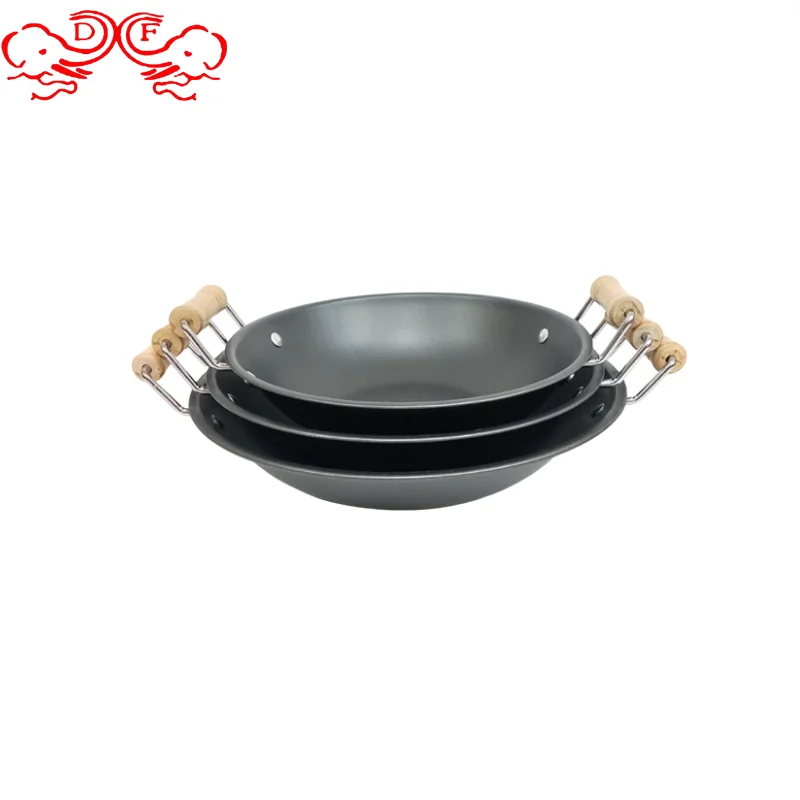 DF Trading House Factory Portable kitchen supplies Wooden double ear iron pot Chinese non stick Hammered Wok kitchen wok pan