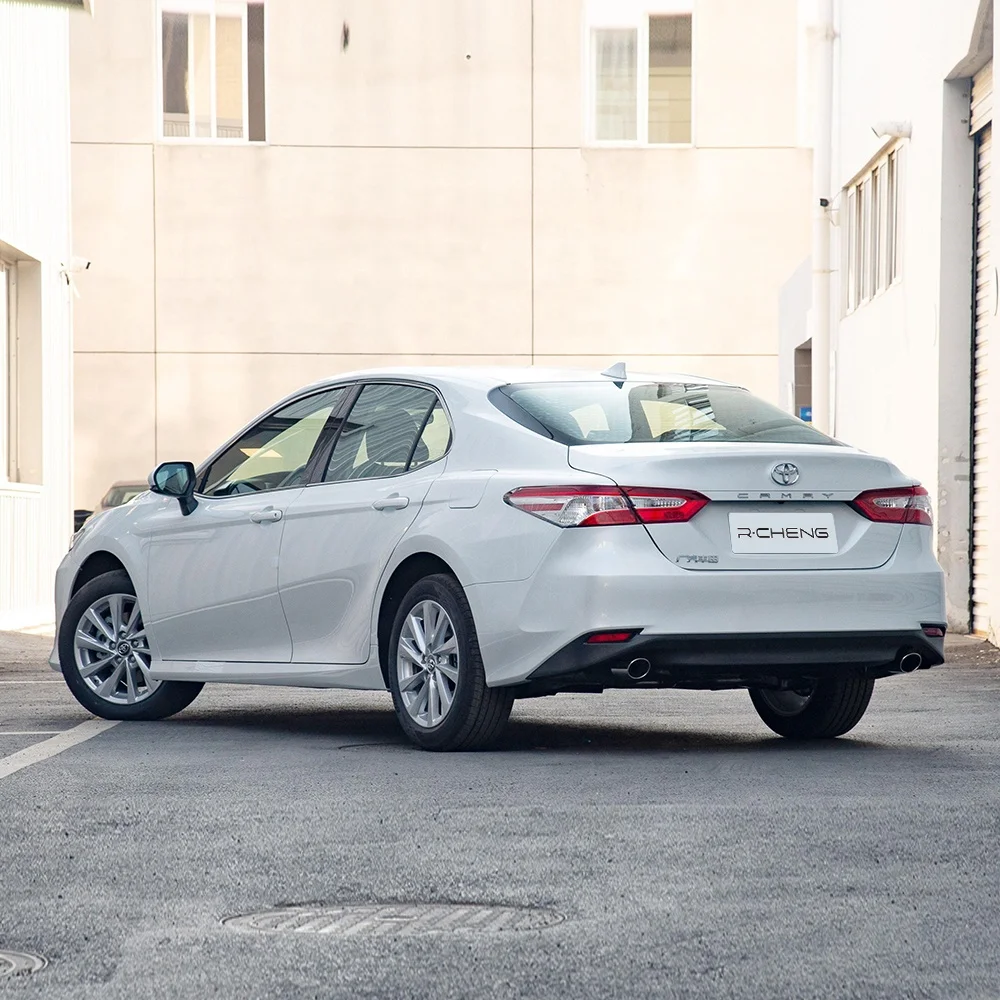 Fast Shipping Camr-y used toyo-ta cars in china selling vehicle online gasoline control car