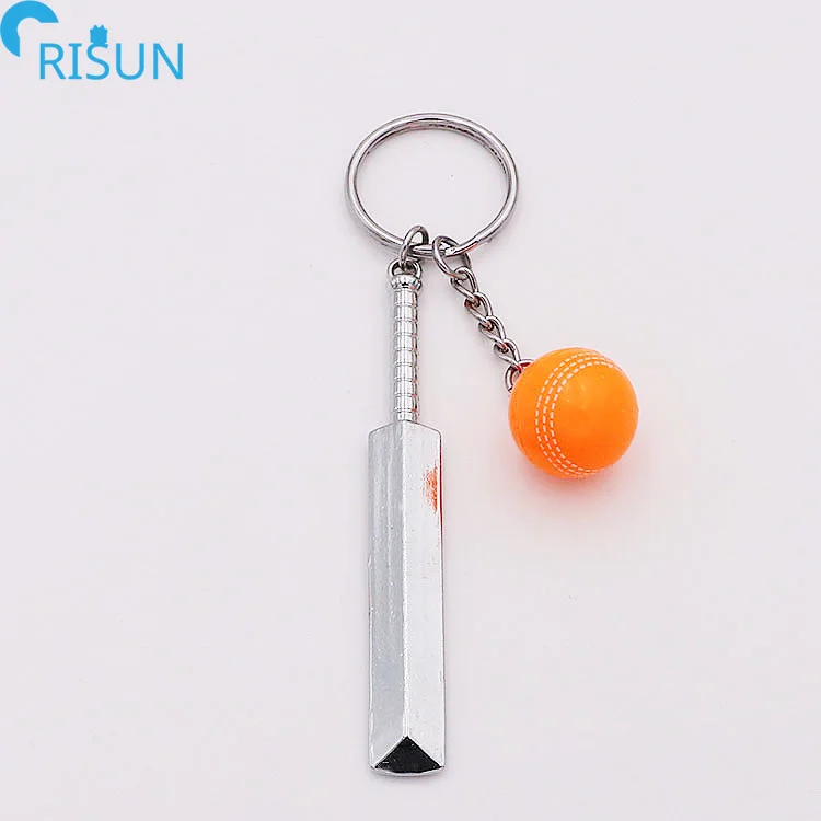 Wholesale Mini Cricket Keychain Customized Logo 3d Metal Cricket Bat Ball Key Chain Keyring Promotional Accessories