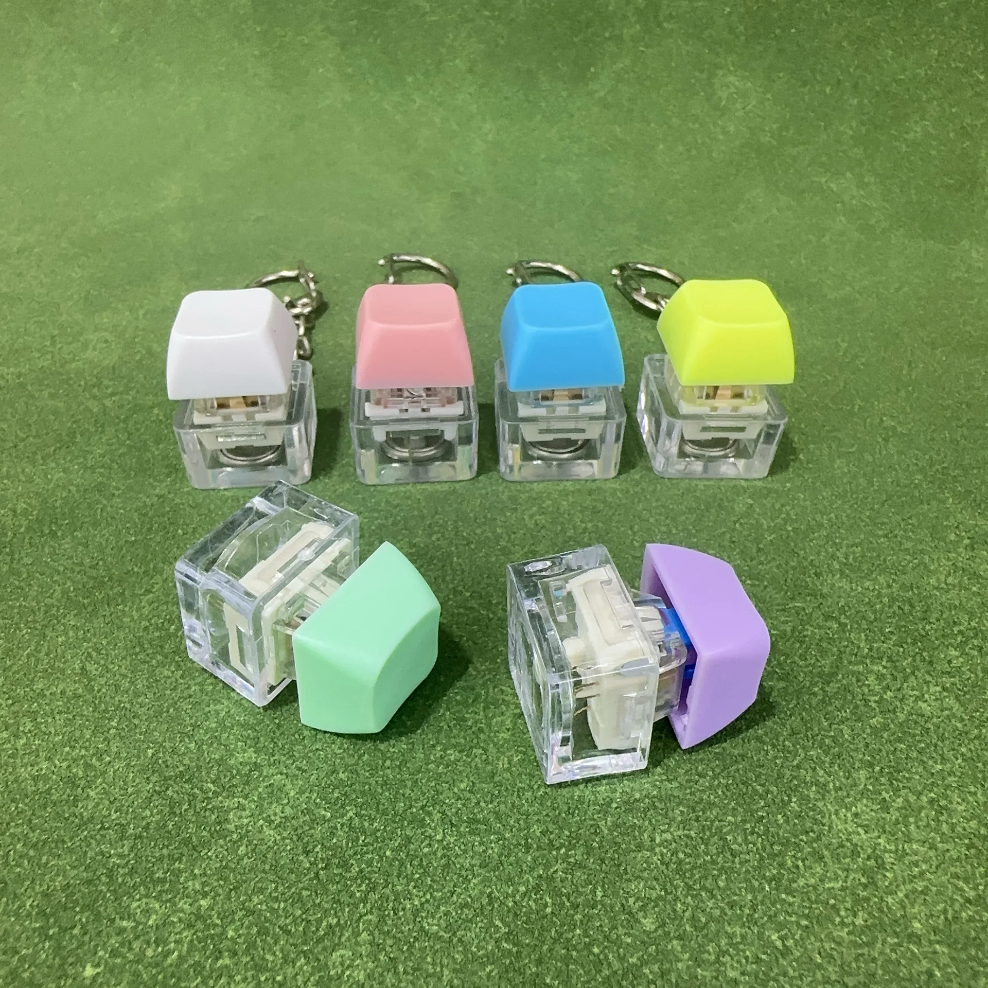 Custom Logo Keyboard Keychain Keycap Relieve Stress Key Chain Switch Keychain Keyboard Button Keycaps Keychain Fidget Clicker