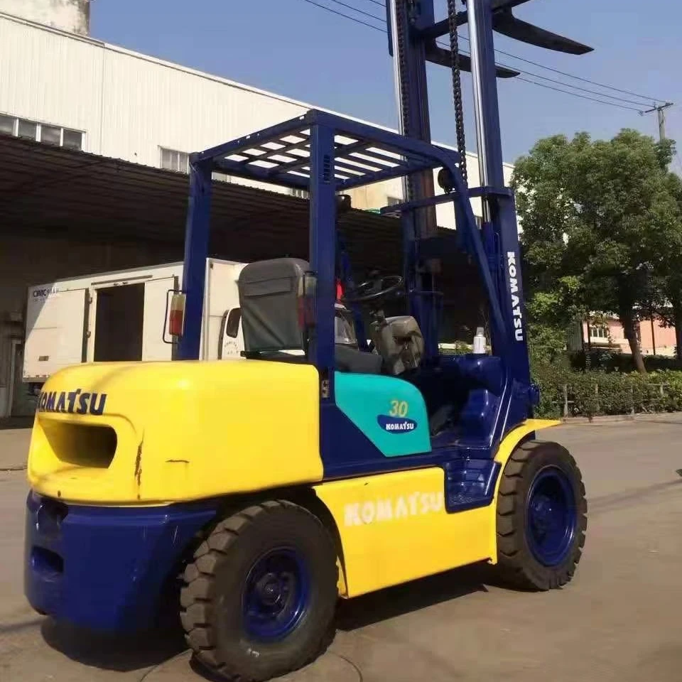 used JAPAN forklift 1.5ton 2.5ton 3 ton K0MATSU diesel forklift  for sale in Shanghai