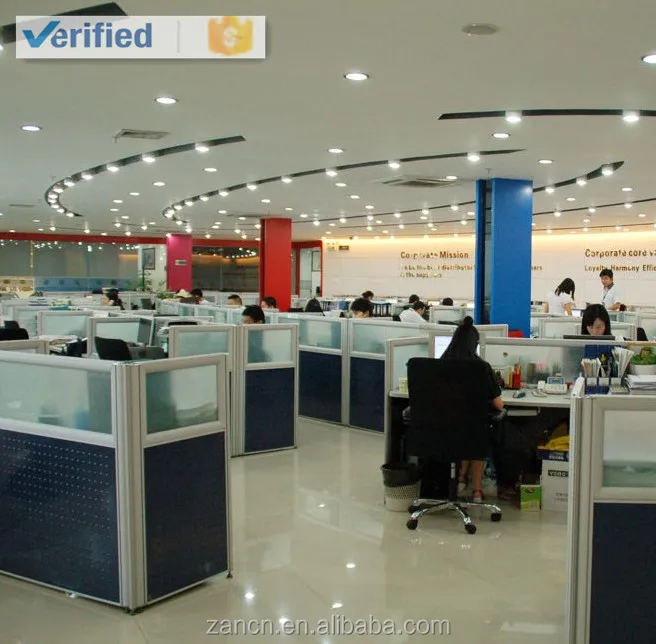 131-3711-301 CONN SMB JACK R/A 50 OHM поверхностное крепление правый угол оснастки на 4 ГГц