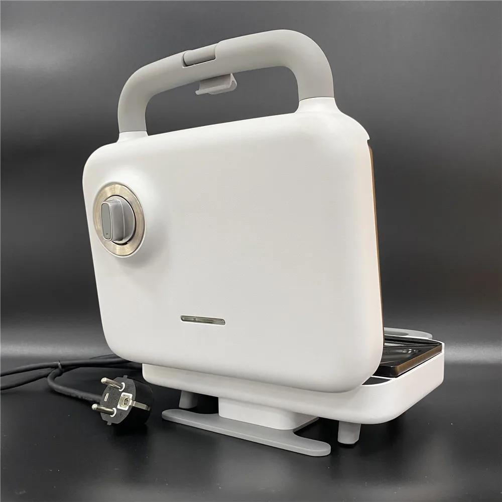 
New Product 3 in 1 breakfast detachable sandwich maker toaster with timer 