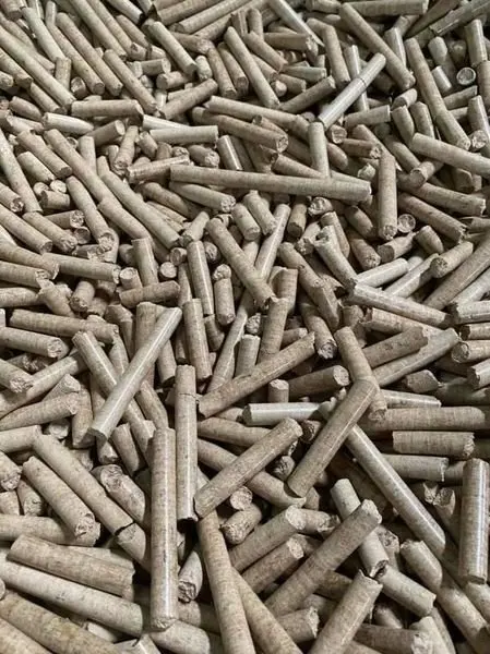 Wholesale Good Quality Wood Pellets/ Rice Husk Pellets For Fuel With Best Competitive From Vietnam