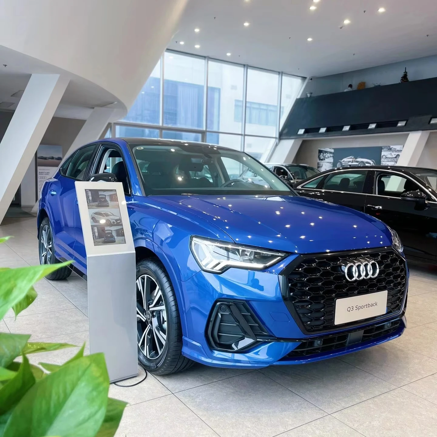 Лидер продаж новый китайский 2024 Audis q3 TFSI FWD sportback 5-дверный-5-местный компактный внедорожник