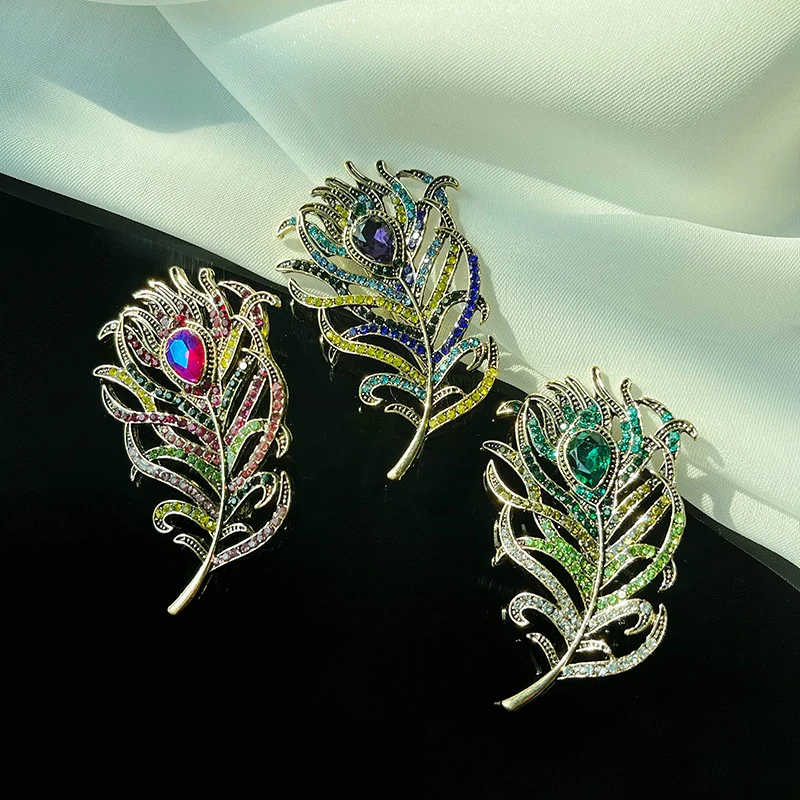 2023 Hot Sale Gemstone Feather Brooches Crystal Rhinestone Peacock Brooch Pin for Women