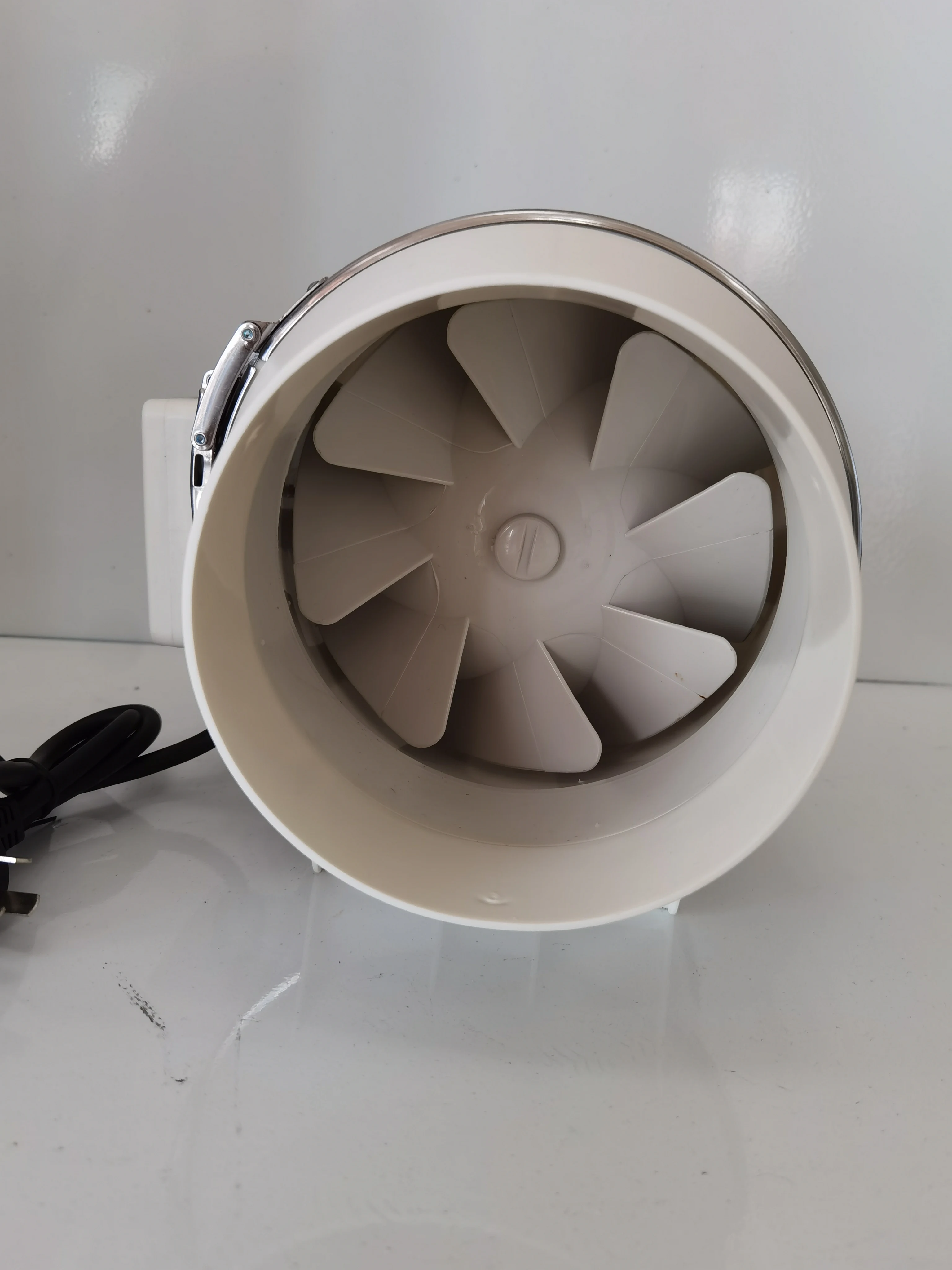 2024 Hot Selling Low Noise Plastic TT Duct Fan 4'5'6'8' Exhaust Fan 2 Speed Levels AC Current OEM ODM Supported Ventilation