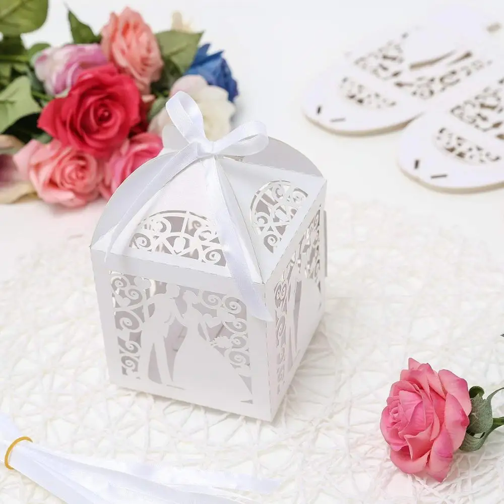 Wholesale Wedding Candy Favors Box Laser Cut Bride Groom Pearl Paper Party Wedding Favor Ribbon Candy Boxes Large Size Gift Box
