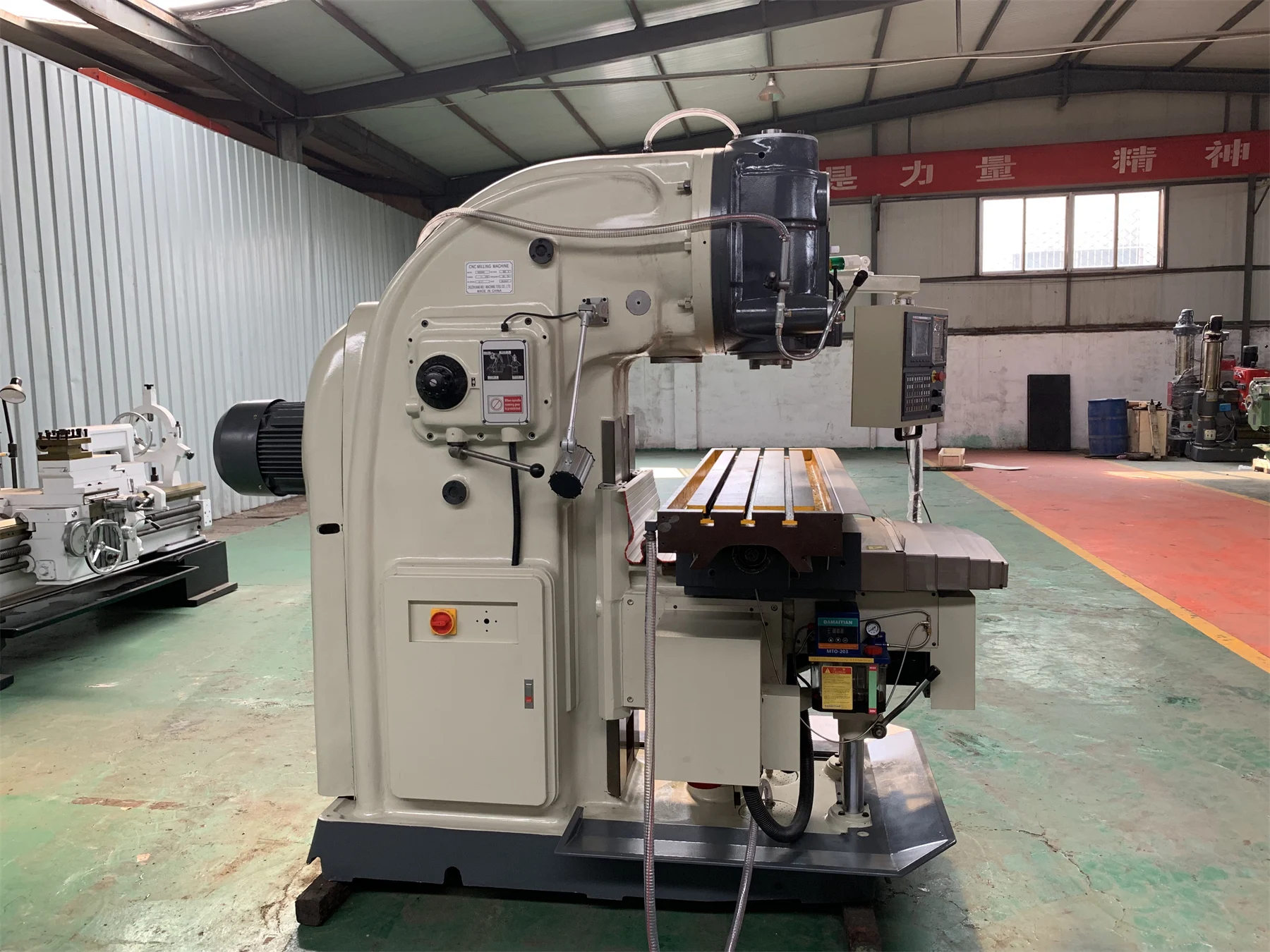 Milling Machine Cnc 5 Axis XK5040 Milling Machine Used for machining mechanical parts