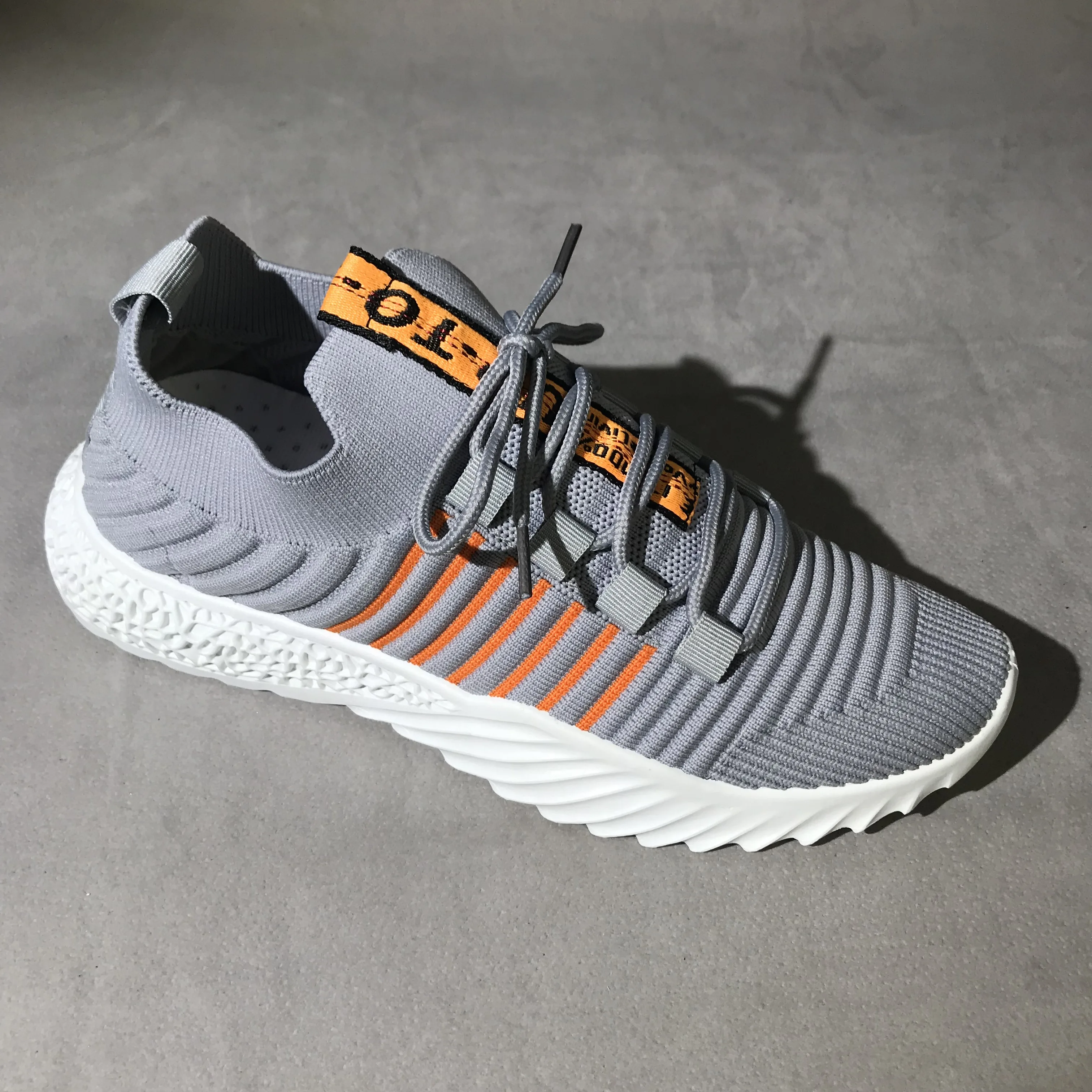 
13101 Light Weight Causal Shoes 