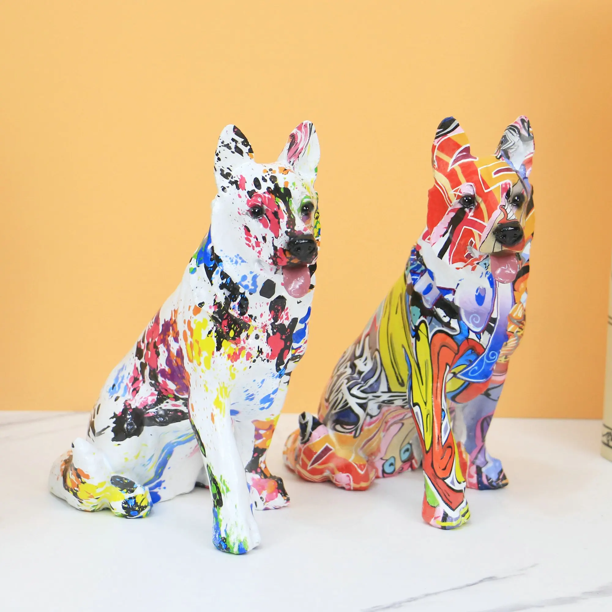 2022 Best Selling Craft Interior Design Resin Dog Sculpture Cute Decor For Home Decoration