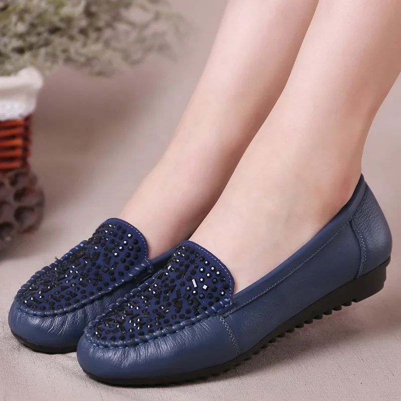 
2020 Bright diamond plus size women casual shoes lady loafers genuine leather flat ladies stock shoes 
