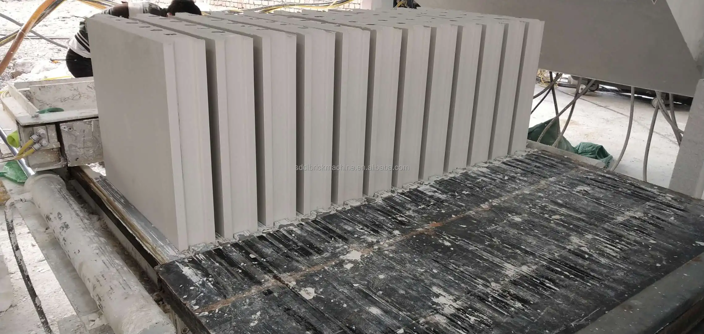 gypsum block making forms/full automatic panel machine/gypsum plaster powder and gypsum block machine/equipment