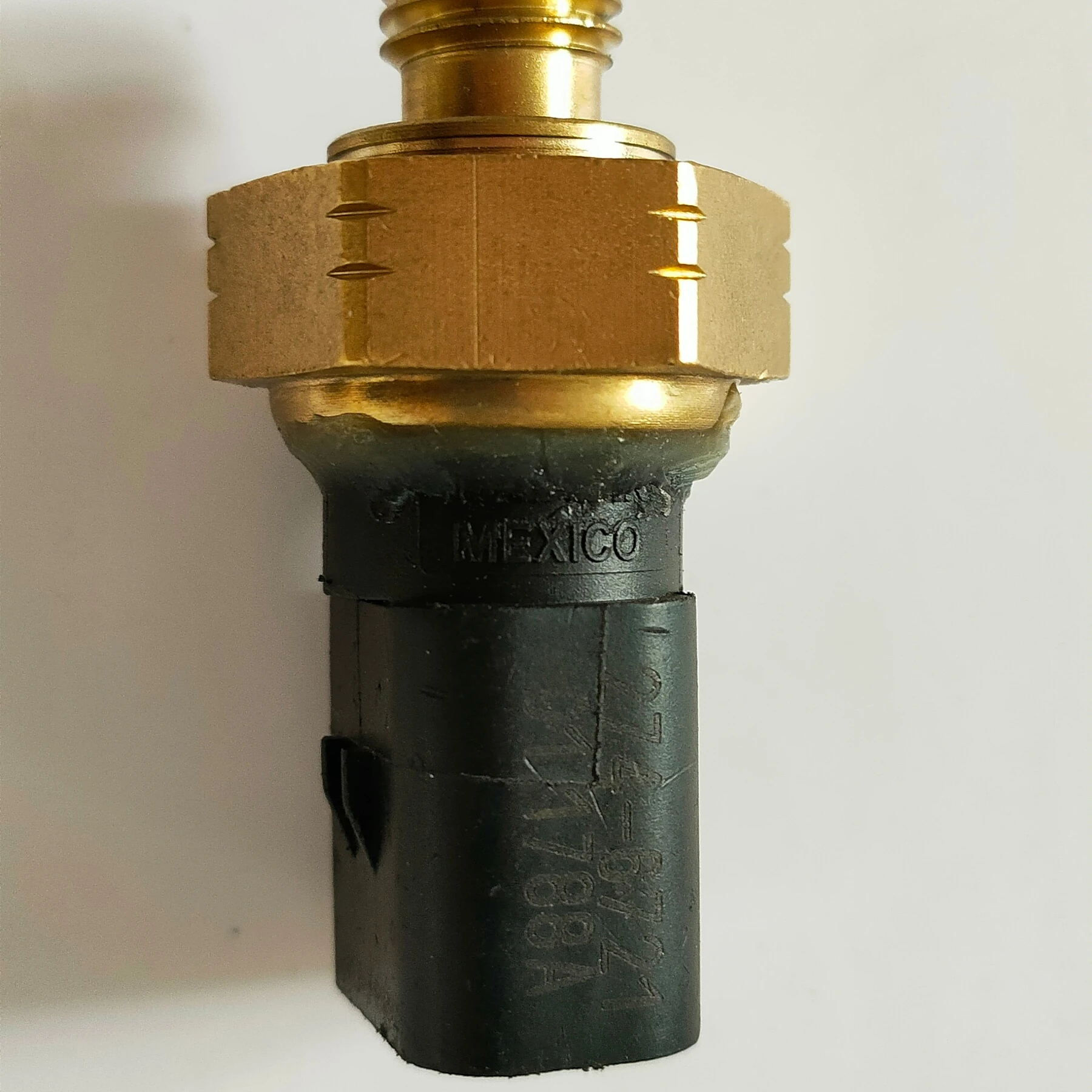 274-6721 2746721 2415671 Parts fuel Rail Pressure Sensor Pressure Switch valve C6.4 320D E320D For caterpillar