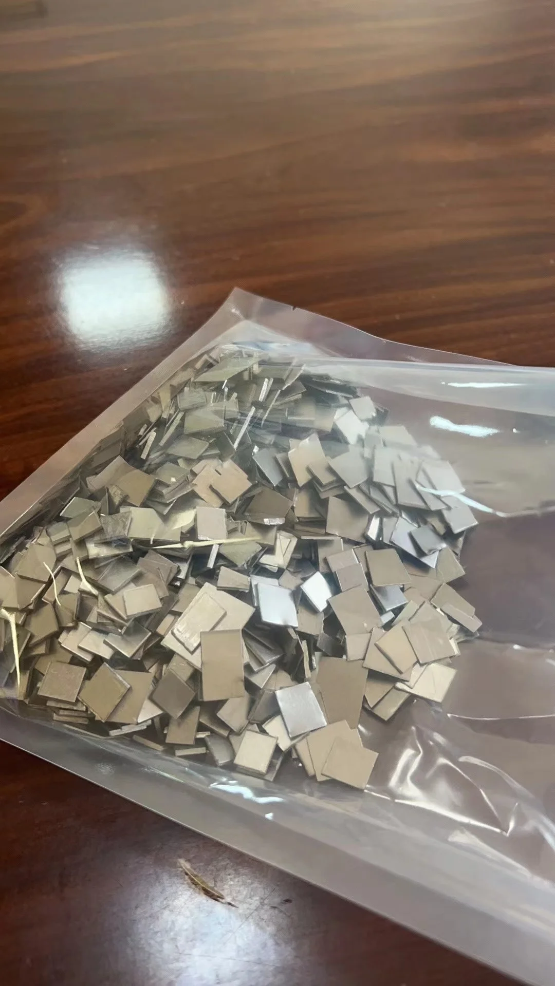 10*10mm  Zr60702 zirconium ingot