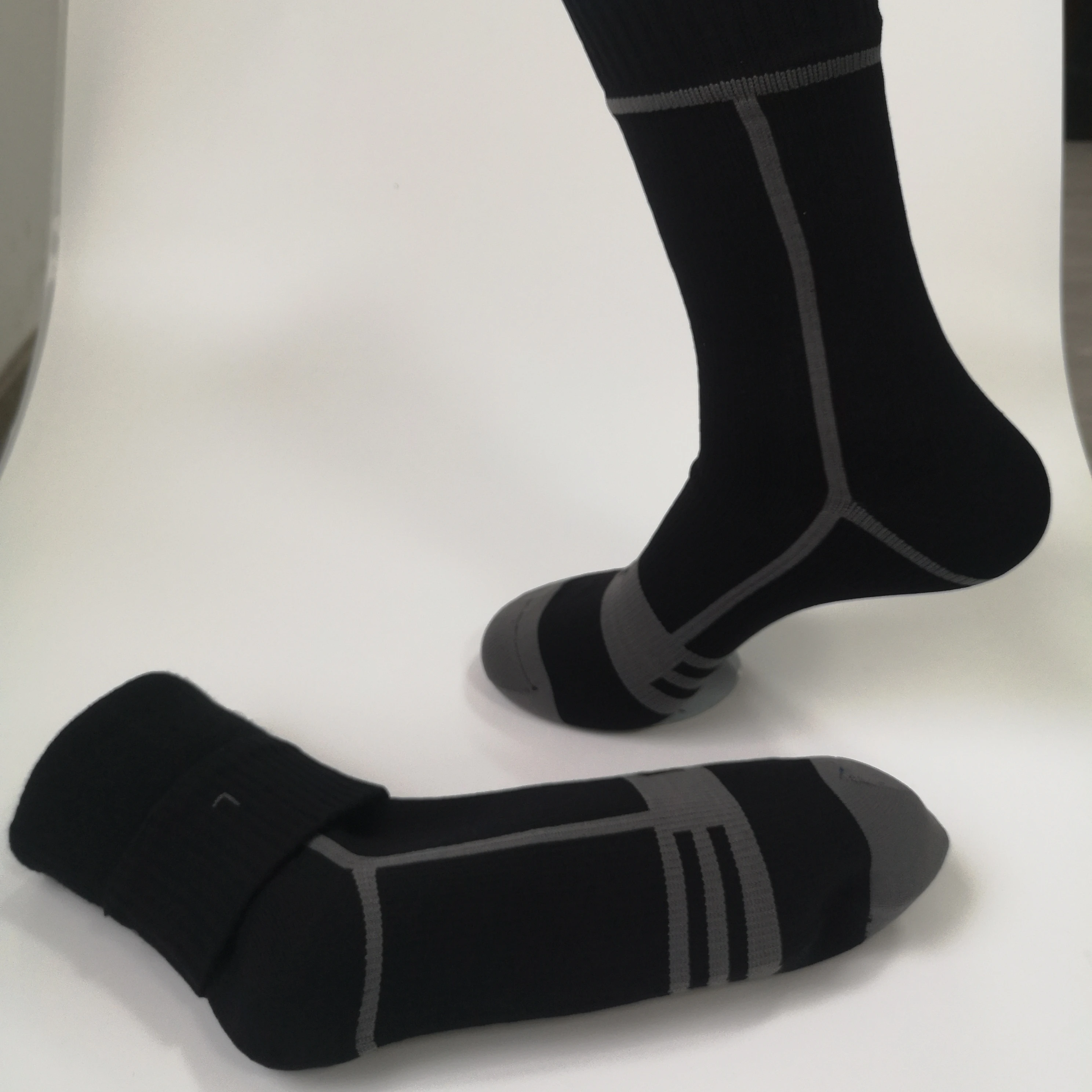 Waterproof socks Breathable double waterproof socks for extreme sports skiing,hiking,wading and adventure