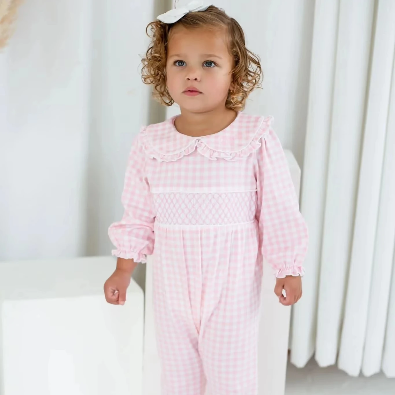 Custom Cotton Gingham Dreams Smocked Baby Pajamas Bubble Footie Ruffle Long Sleeve Toddler Onesie Bodysuit Baby Girl Romper