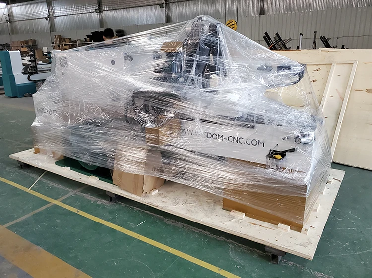  Мудрость ЧПУ WS-L1530-4A УВД многофункциональный токарный станок для дерева с машина полировкой и пластический
