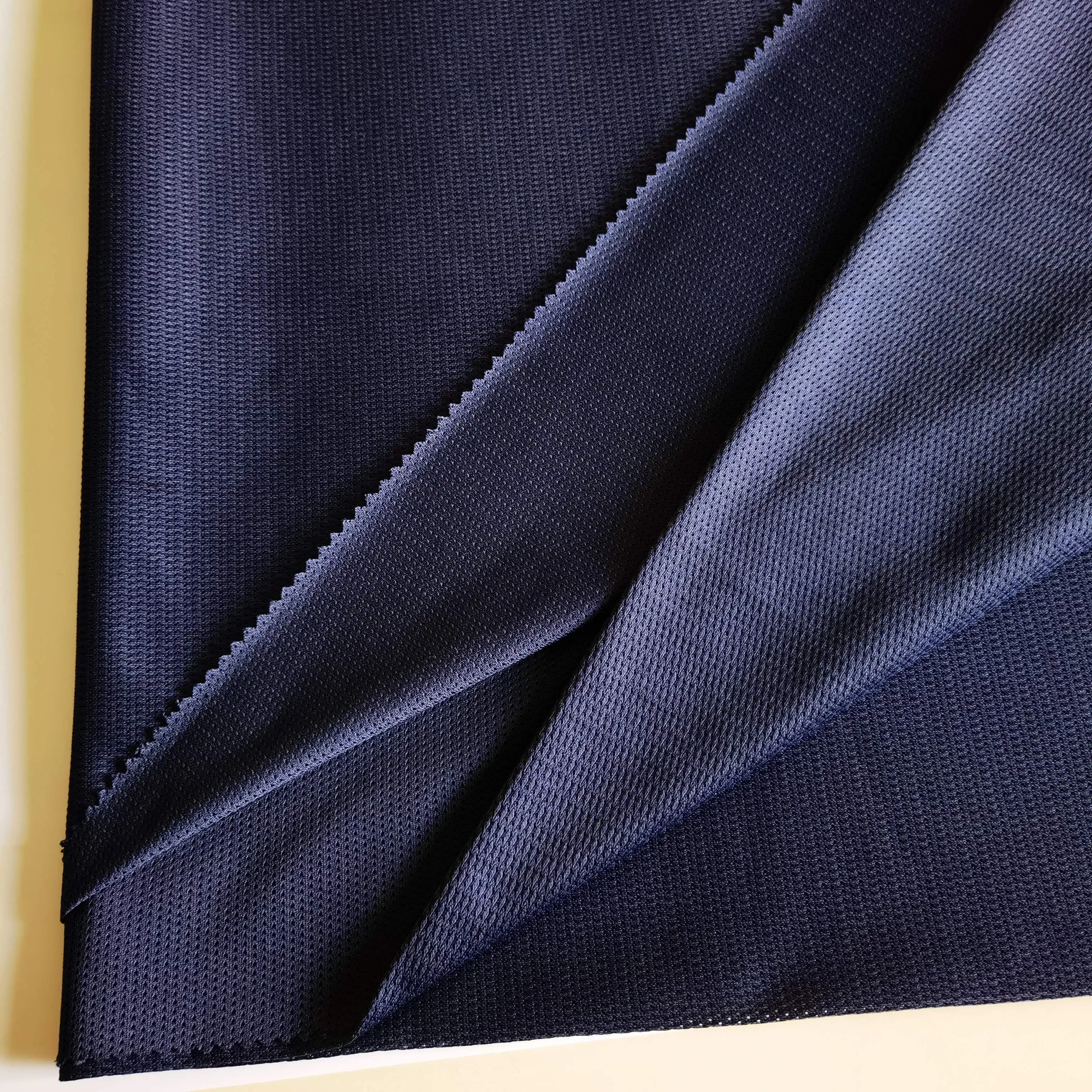 130GSM high quality 100% polyester knitting mesh fabric wholesale lining for clothing fabric