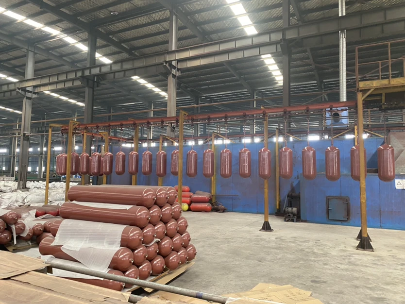 Type 2 Hot Sale High Pressure CNG Cylinder Car Compressed Natural Gas Storage Container Tank