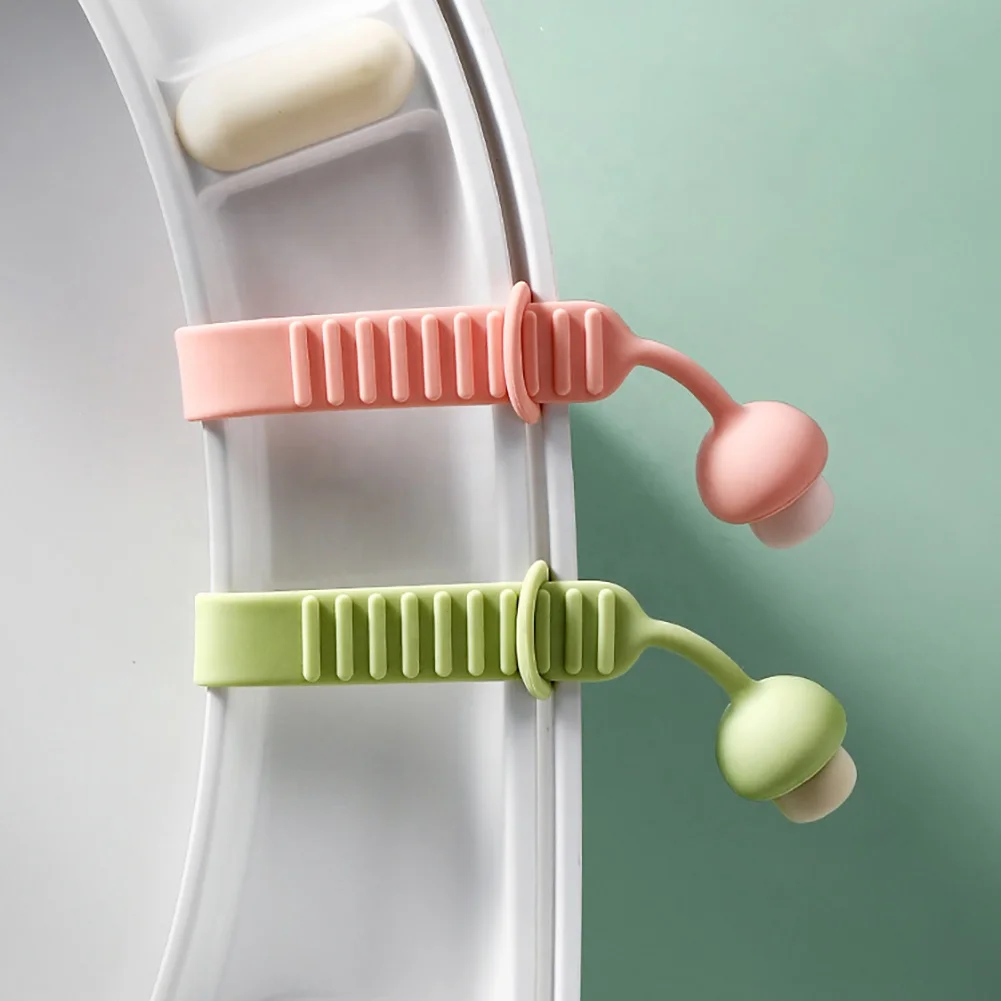 Customized Cute Shape Toilet Seat Lift Cover Lift Household Silicone Reusable Washable Toilet Seat Handle